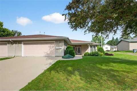 135 6th Street SW, Chatfield, MN 55923