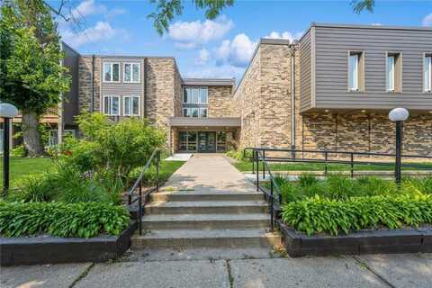 450 Ford Road, Saint Louis Park, MN 55426
