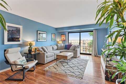 3131 Excelsior Blvd, Minneapolis, MN 55416