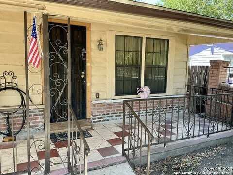 3718 W Martin St., San Antonio, TX 78207