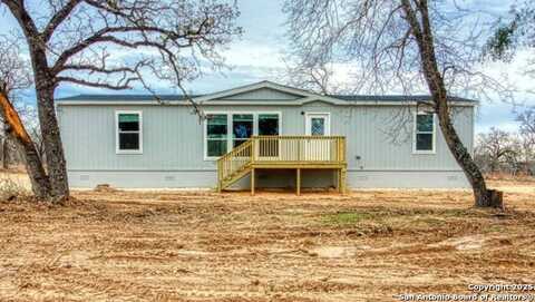 13436 Adkins St Hedwig Rd, Saint Hedwig, TX 78152