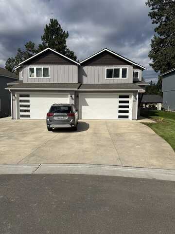 812 E F St, Deer Park, WA 99006