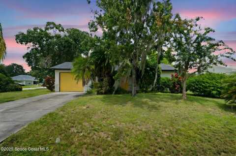 325 Eva Street NE, Palm Bay, FL 32907
