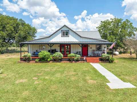 2666 County Road 247, Schulenburg, TX 78956