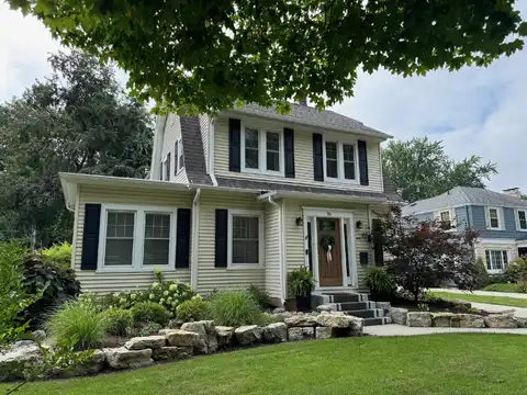 36 S Blackhawk Street, Janesville, WI 53545