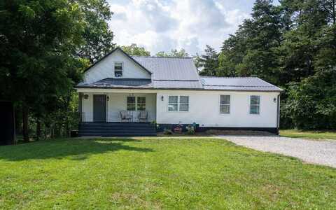 405 Ridge Avenue, Aurora, IN 47001