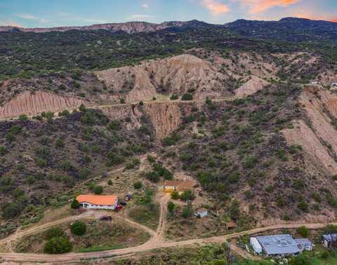 244 Private Drive unit: 1101, Embudo, NM 87531