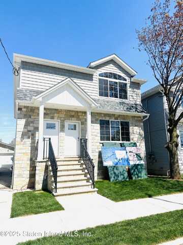 117 Jerome Avenue, Staten Island, NY 10305