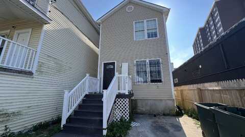 216 N South Carolina Ave, Atlantic City, NJ 08401