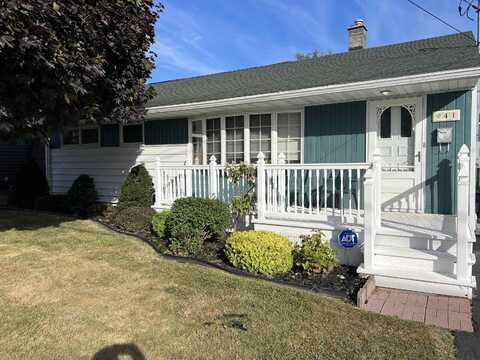 41 Ames Street, Massena, NY 13662