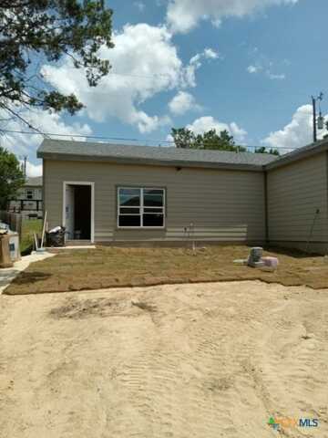 324 Ridgerock Drive, Canyon Lake, TX 78133