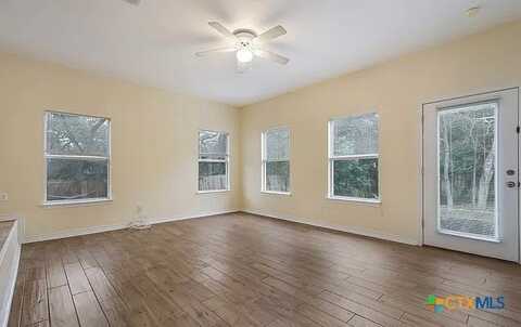 624 Clyde Court, San Marcos, TX 78666