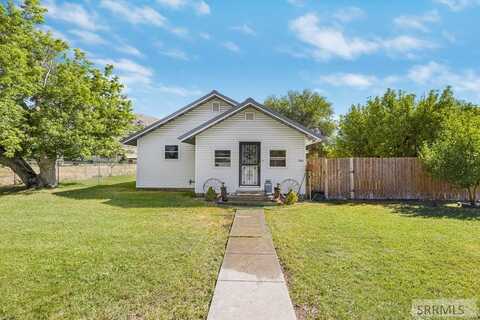 366 N Water Street, Arco, ID 83213
