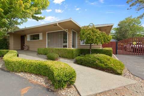 2243 Scoville Road, Grants Pass, OR 97526