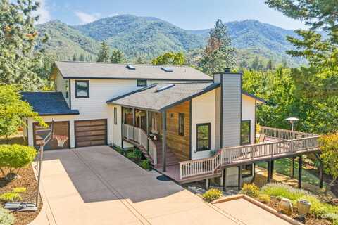 225 Sunnyview Drive, Ashland, OR 97520