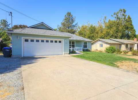 109 N 2nd Street, Talent, OR 97540