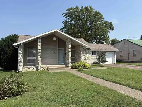 1602 16th St Street, Lawrenceville, IL 62439