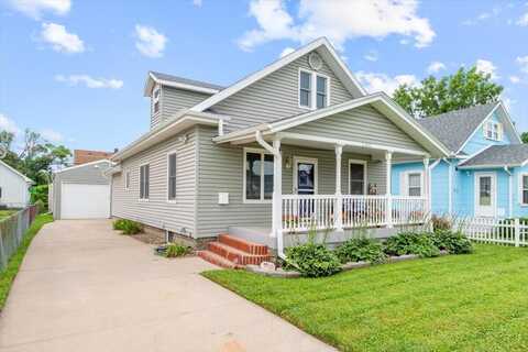 2431 AVENUE D, COUNCIL BLUFFS, IA 51501