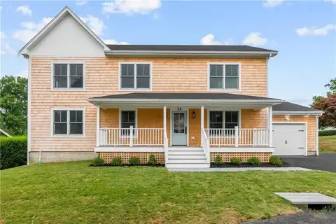 24 Perry Avenue, Middletown, RI 02842