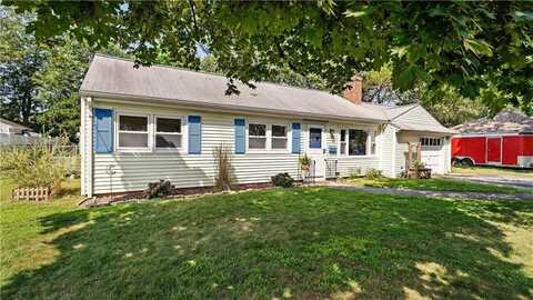 239 Richmond Drive, Warwick, RI 02888