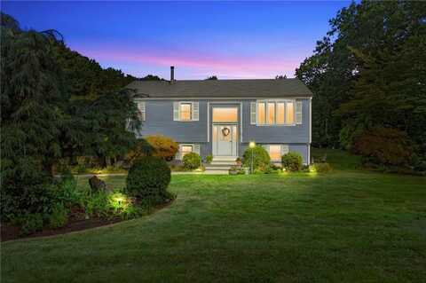 22 Camelot Circle, Johnston, RI 02919