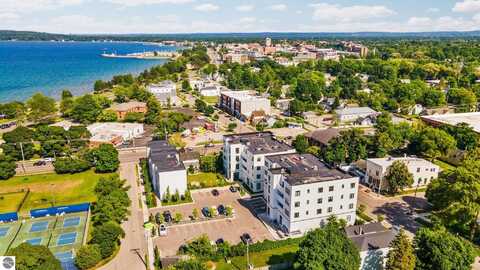 714 #308 Randolph Street, Traverse City, MI 49684
