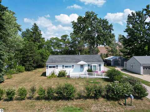 1877 Belmont, Mount Pleasant, MI 48858