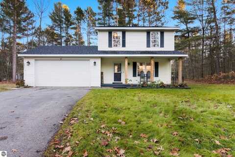 9941 Bur Oak, Interlochen, MI 49643