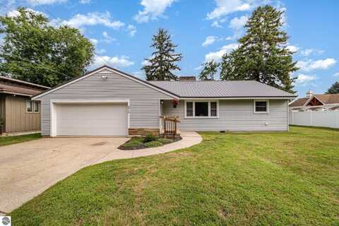 215 E Chestnut Street, Breckenridge, MI 48615