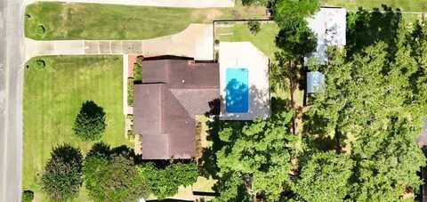 1387 SE Emerson Ave., Cairo, GA 39828