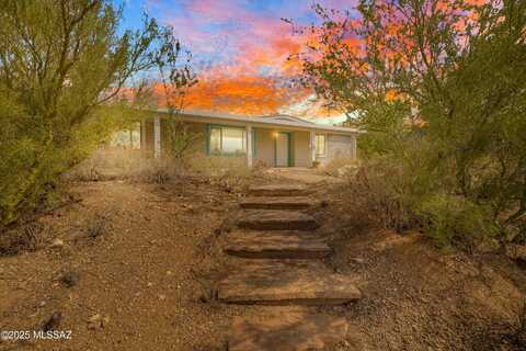 2081 S Diamond Bar Lane, Tucson, AZ 85713