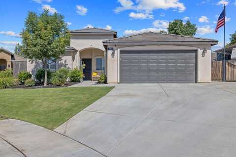 404 Summit Avenue, Woodlake, CA 93286