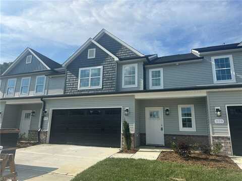 207 Oakdale Forest Court, Jamestown, NC 27282