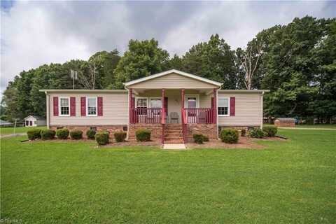 5661 Dewitt Farm Road, Belews Creek, NC 27009