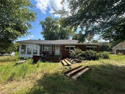 5108 Summit Avenue, Greensboro, NC 27401