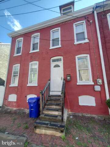 449 SPRING GARDEN STREET, READING, PA 19602