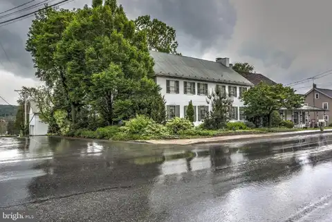2140 MAIN STREET, NARVON, PA 17555