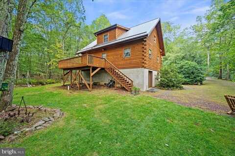 15 LOCUST DRIVE, JIM THORPE, PA 18229
