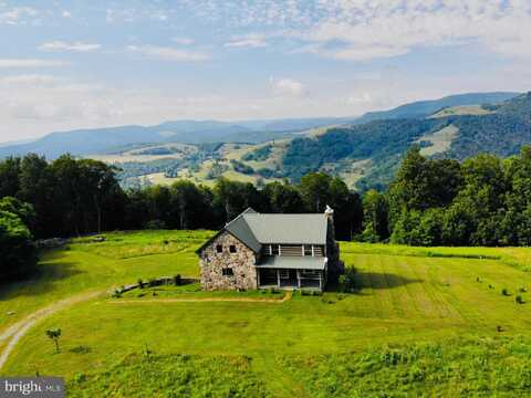 34 MEADOWS ROAD E, DRYFORK, WV 26263