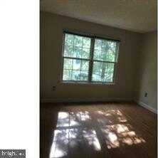 32 SCHERER COURT, LAWRENCEVILLE, NJ 08648