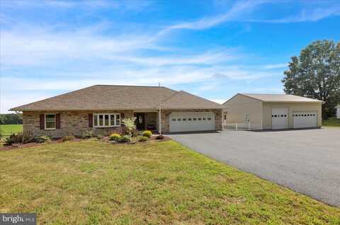 599 STONE HILL ROAD, SHOEMAKERSVILLE, PA 19555