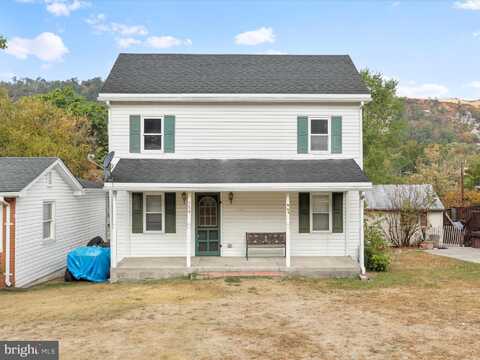 739 HARRISON AVENUE, BERKELEY SPRINGS, WV 25411