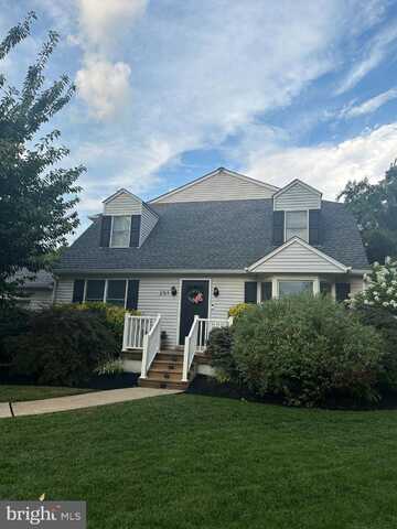 251 ROSEWOOD AVENUE, LANGHORNE, PA 19047