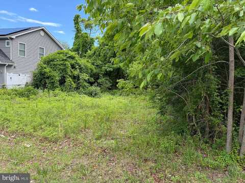 67 GUNNING RIVER ROAD, BARNEGAT, NJ 08005