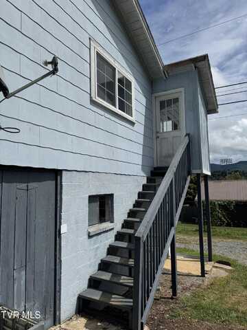 411 Hightland Avenue, Johnson City, TN 37604
