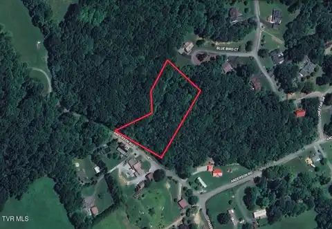 320 Paddle Branch Road, Johnson City, TN 37601
