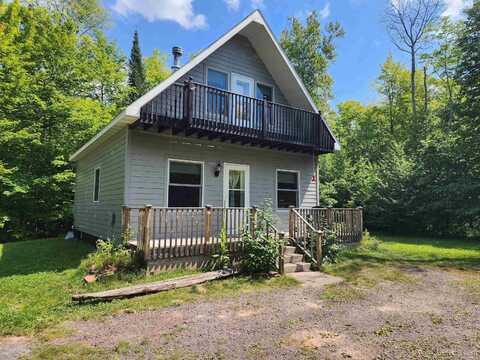 18418 Lakeshore, Ontonagon, MI 49953