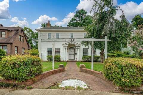 312 Caplewood Drive, Tuscaloosa, AL 35401