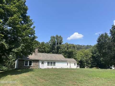 413 OLD US HWY 220, Jersey Shore, PA 17740