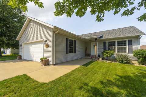 1204 Robertson Road, Waverly, IA 50677